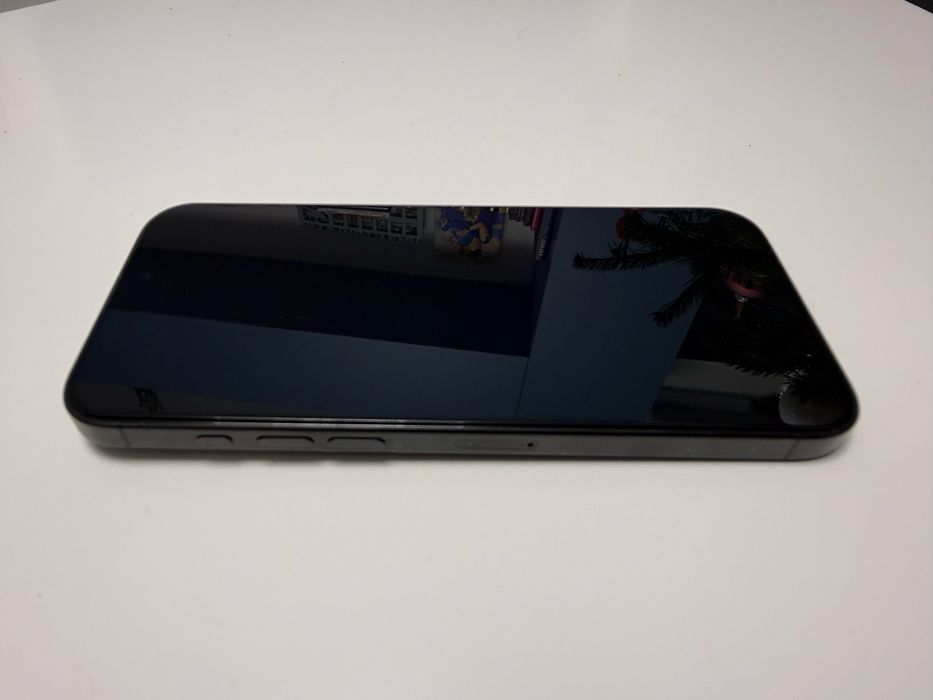 Iphone 16 Pro  Max  94% Baterie