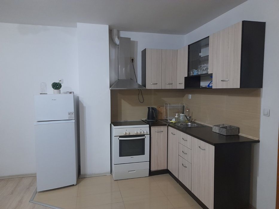 Продава се Двустаен апартамент в Пловдив, Каменица 1 - 88 кв.м за 2000 €/кв.м - Снимка #9