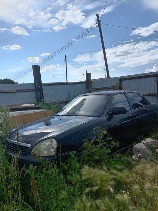 Лада приора сатылады
