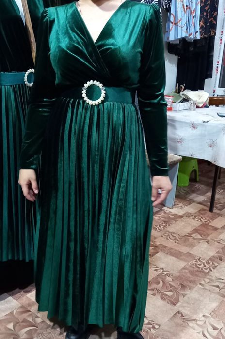 Продается платье