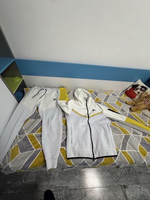 Nike tech fleece размер s