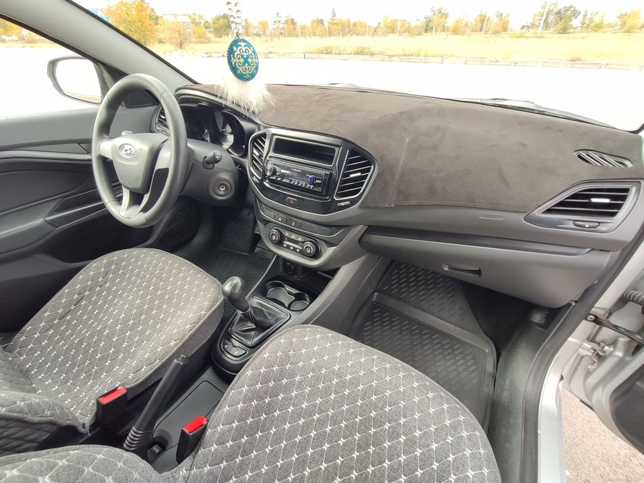 Автомобиль Лада Веста