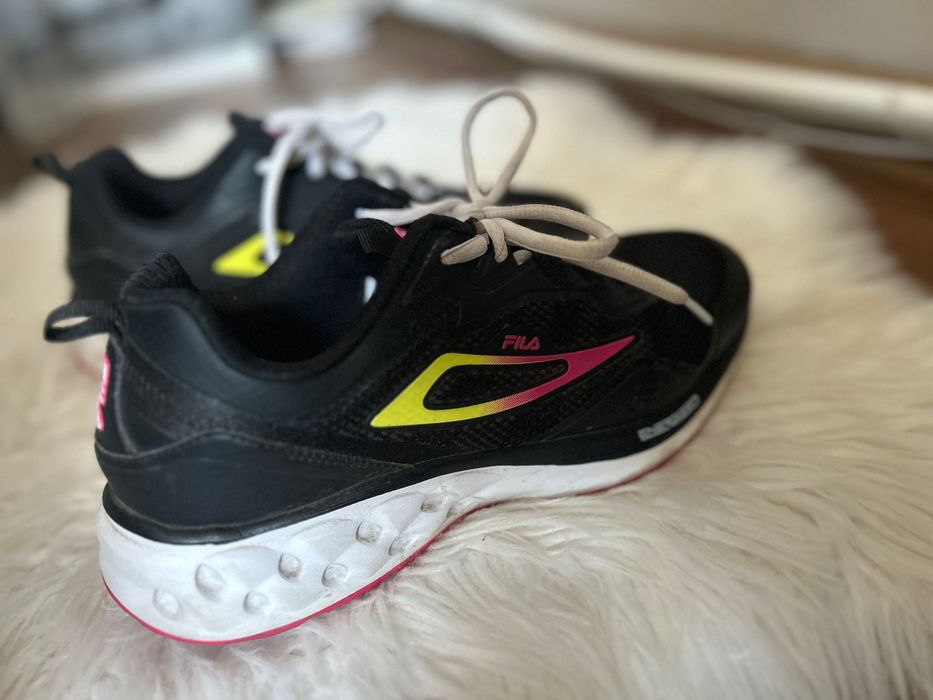 Дамски маратонки FILA