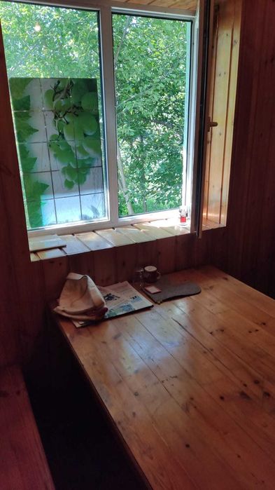 Продам Два дома, усадьбу 28,8 соток, делимый, сауна, навес, хозпостр.