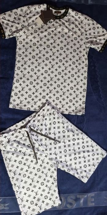 Compleu Louis Vuitton/model deosebit/bumbac100%/