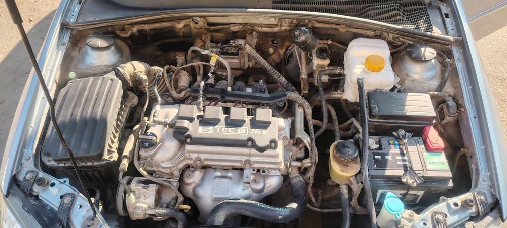 Продам  2015 года на бензине состоянии хорошее