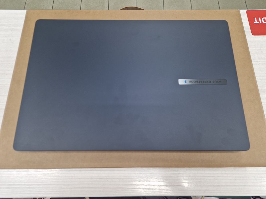 Новые Asus Expertbook (Core i5-13, 512 Gb SSD)