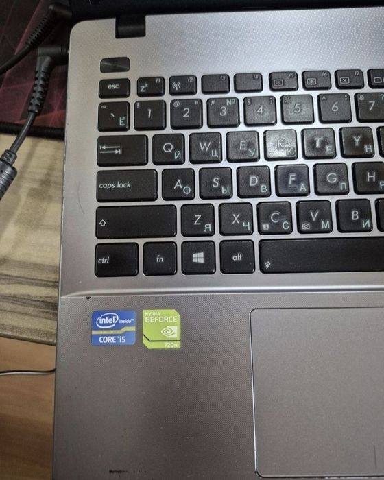 Ноутбук Asus Core i5 HDD 1Tb Azu 4Gb
