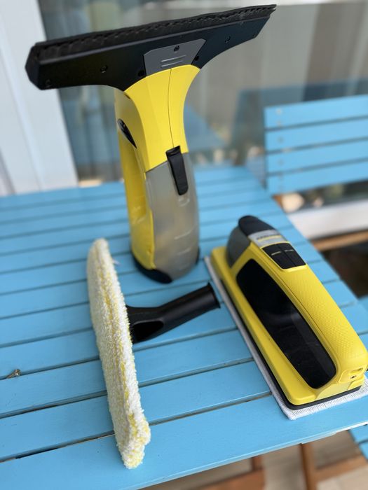 Уред за почистване на прозорци Karcher WV 2  + KV 4 Premium, плюс удължител Karcher KV