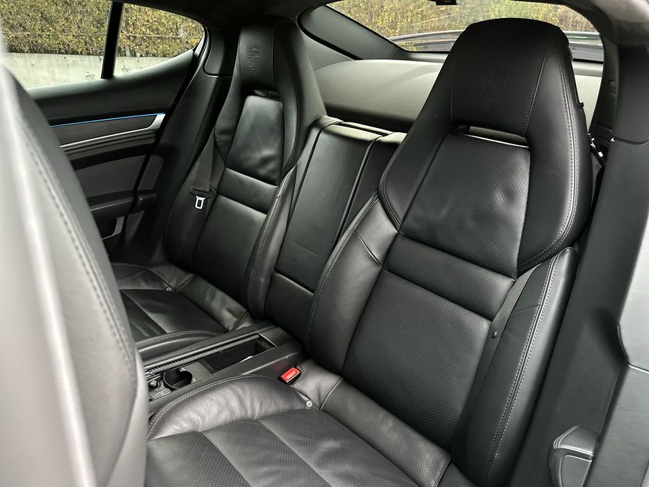 Кола за бал / сватба Porsche Panamera GTS WALD