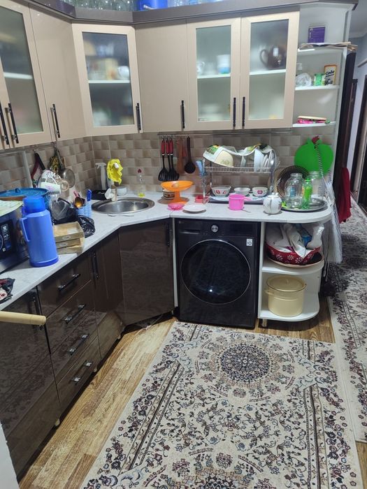 Срочно 4 ханалы квартира сатылады