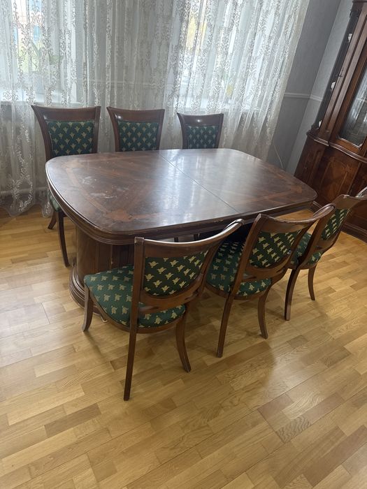 Диван+стол со стульями