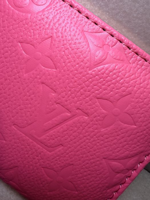 Portofel roz LV- fermoar auriu