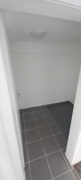 Дава се под наем Магазин в Бургас, Възраждане - 85 кв.м за 306 € - Снимка #3