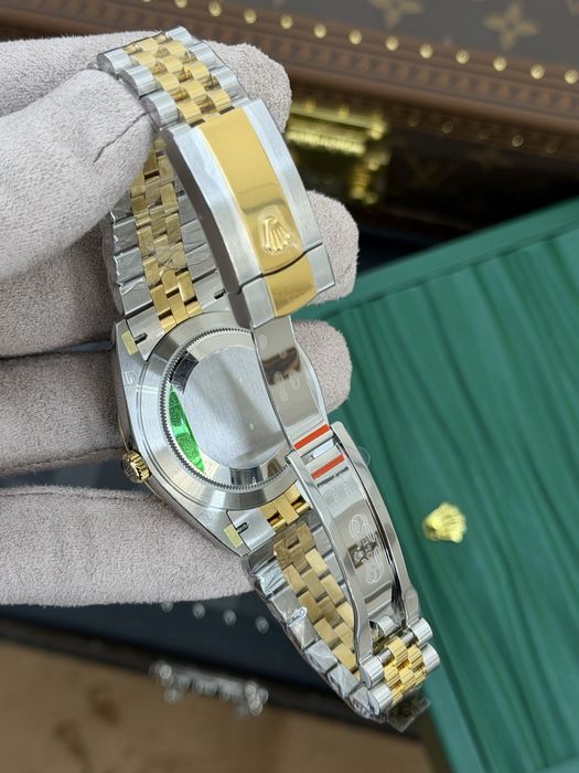 Rolex Date-Just 41 Index Champagne Dial ETA 3235