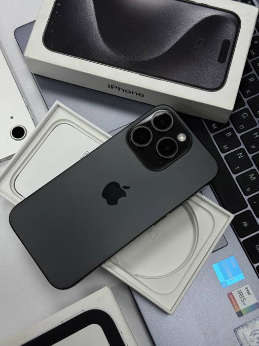iPhone 15 pro (128gb)