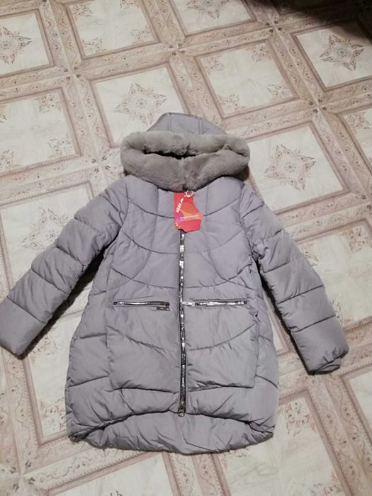 Пальто зимнее школьнице
