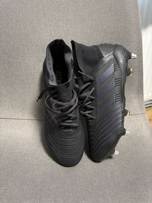 Ghete Adidas Predator
