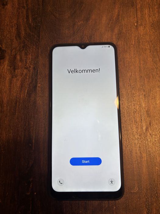 Vand diverse telefoane