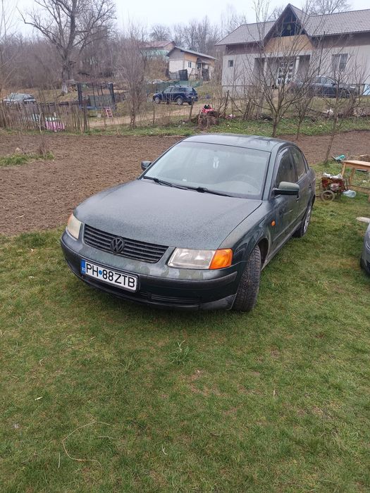Vând Passat 1.8 benzina cu gaz
