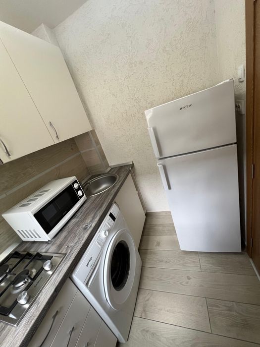 Garsonieră de închiriat zona Micalaca