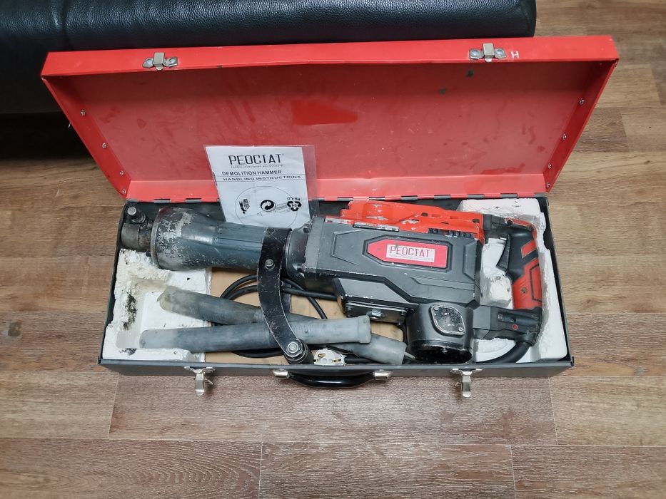 Продам Отбойник молоток