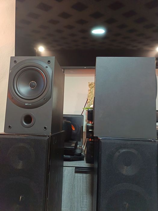 Vând boxe Pure Acoustics și KEF