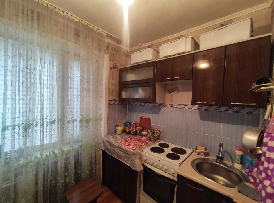 Продам 2-х комн. ул. Камзина, 25