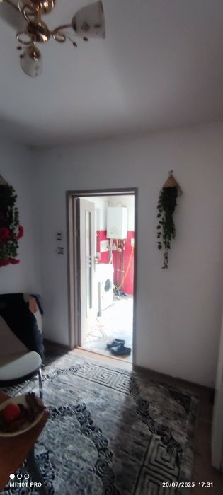 Vând casă familială