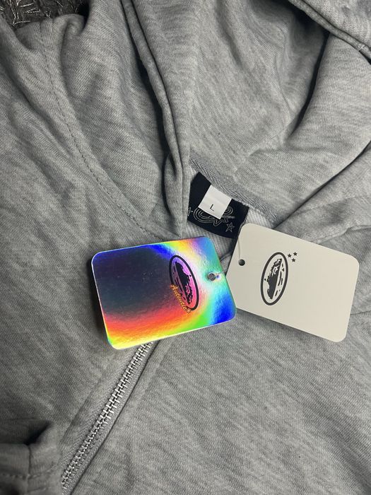 Corteiz tracksuit, Екип на кортез