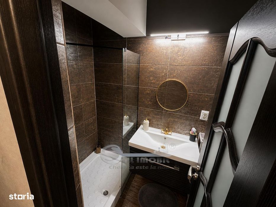 Apartament 2 Camere Decomandat 42.5mp Galata Platoul Insorit