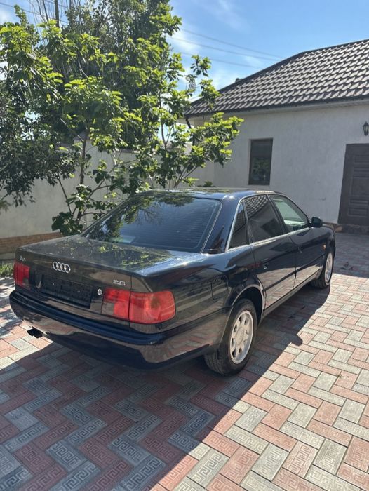 Ауди а6 с4 1995г