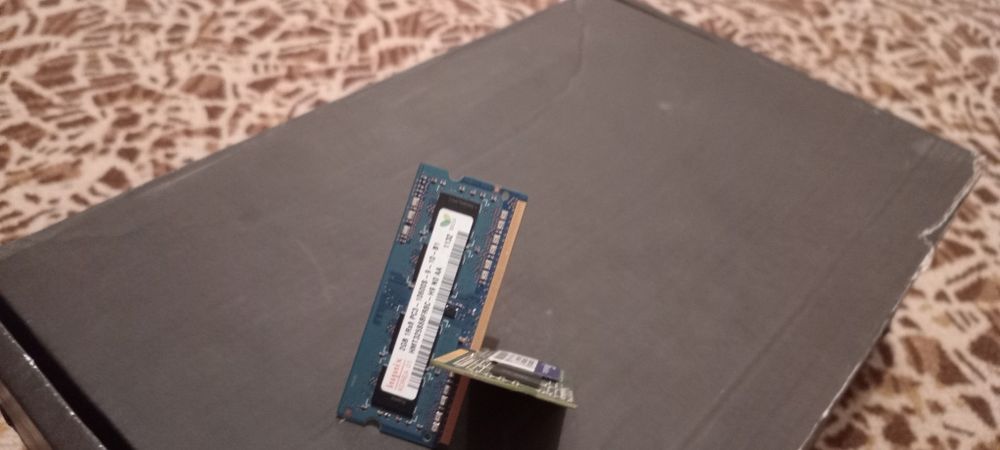 ОЗУ по 2 гб на каждой