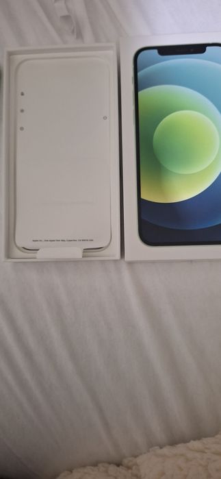 Vand Iphone 12 ca nou