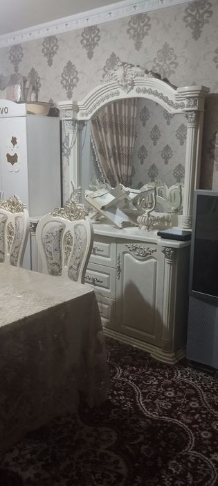 O'zim ishlatganman holati alo ko'rinishidagi mebellar