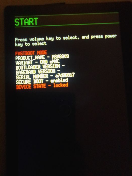Таблет Lenovo TB-X104F за резервни части