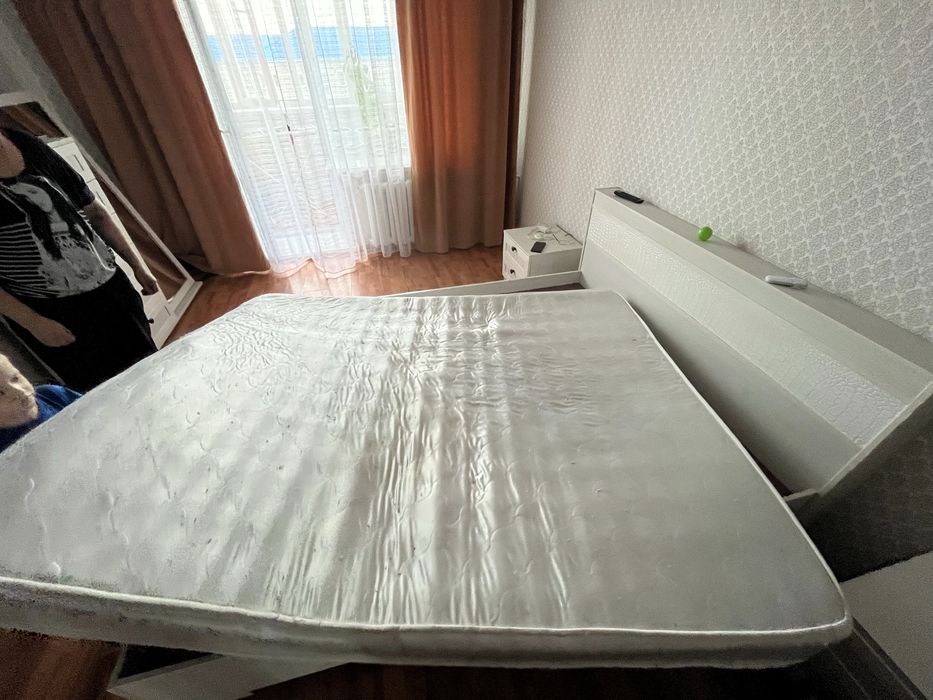 Отдам даром матрас