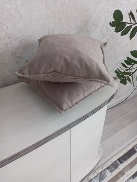 Продам подушечки диванные