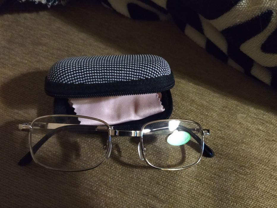 Продаются очки  +2.0