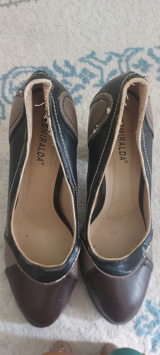 Отдам обувь за плиточный шоколад