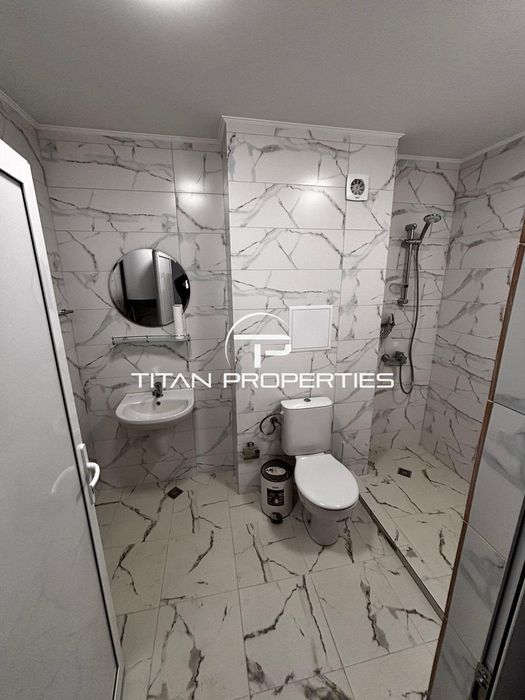 Дава се под наем Офис в Бургас, Център - 63 кв.м за 747.66 € - Снимка #4