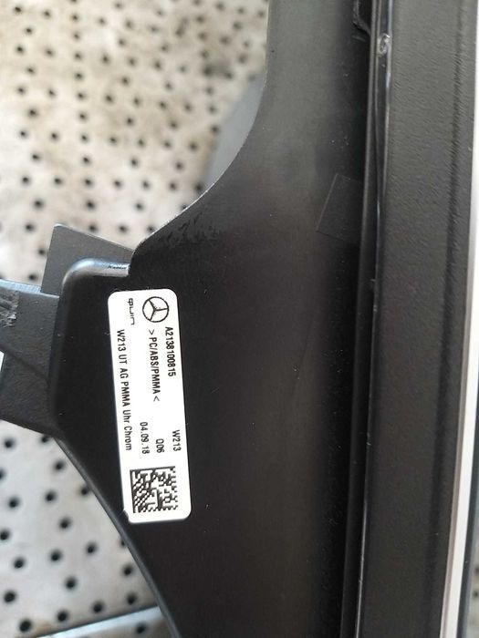 Rama consola centrala mercedes e class w213 a213 8100815