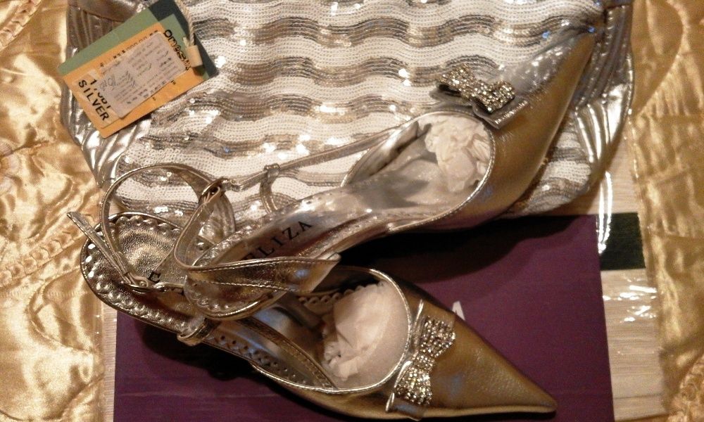 Актуални Дамски обувки в сребристо