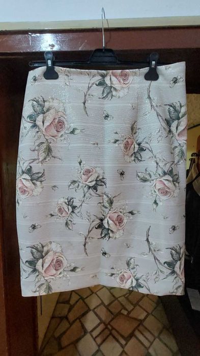 Дамски костюм Badoo