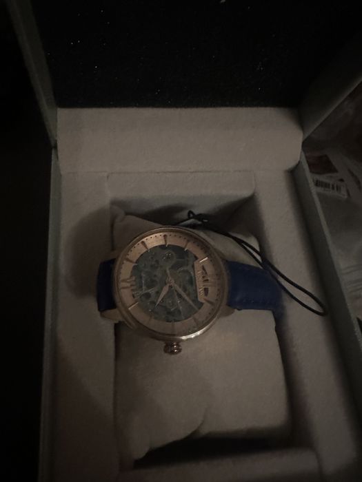 Дамски часовник механичен