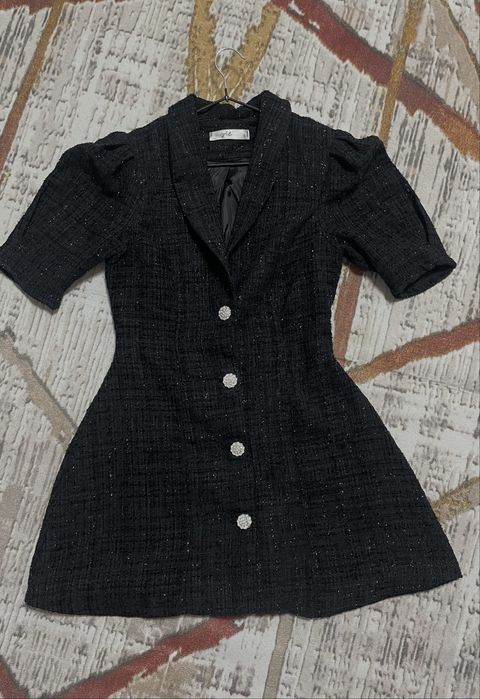 женское платье твидовое