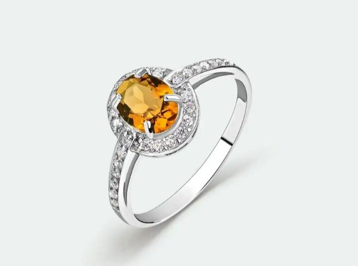 Продам кольцо из серебра с цитрином