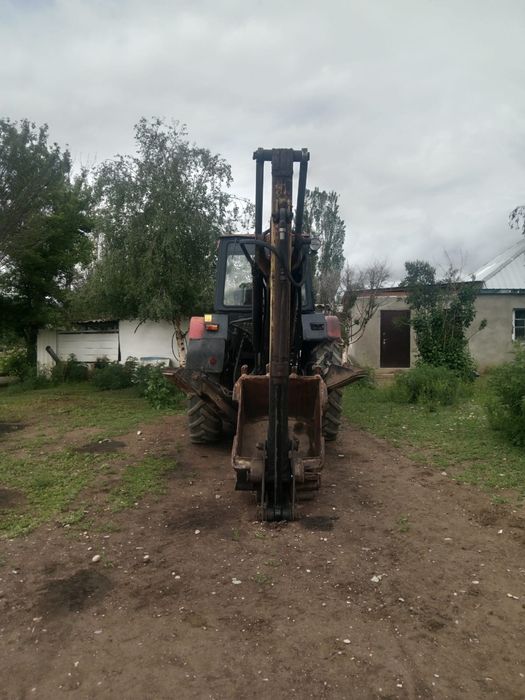 Юмз - экскаватор