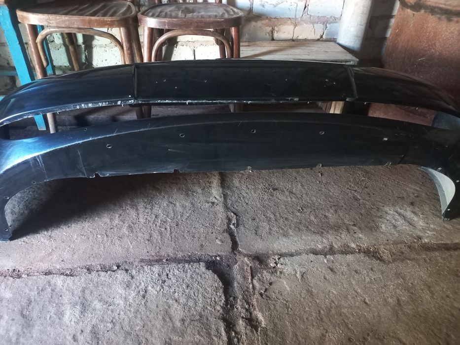 Бампер приора черный