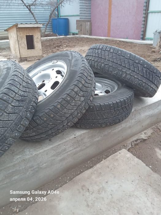 Продам авто покрышки 50000